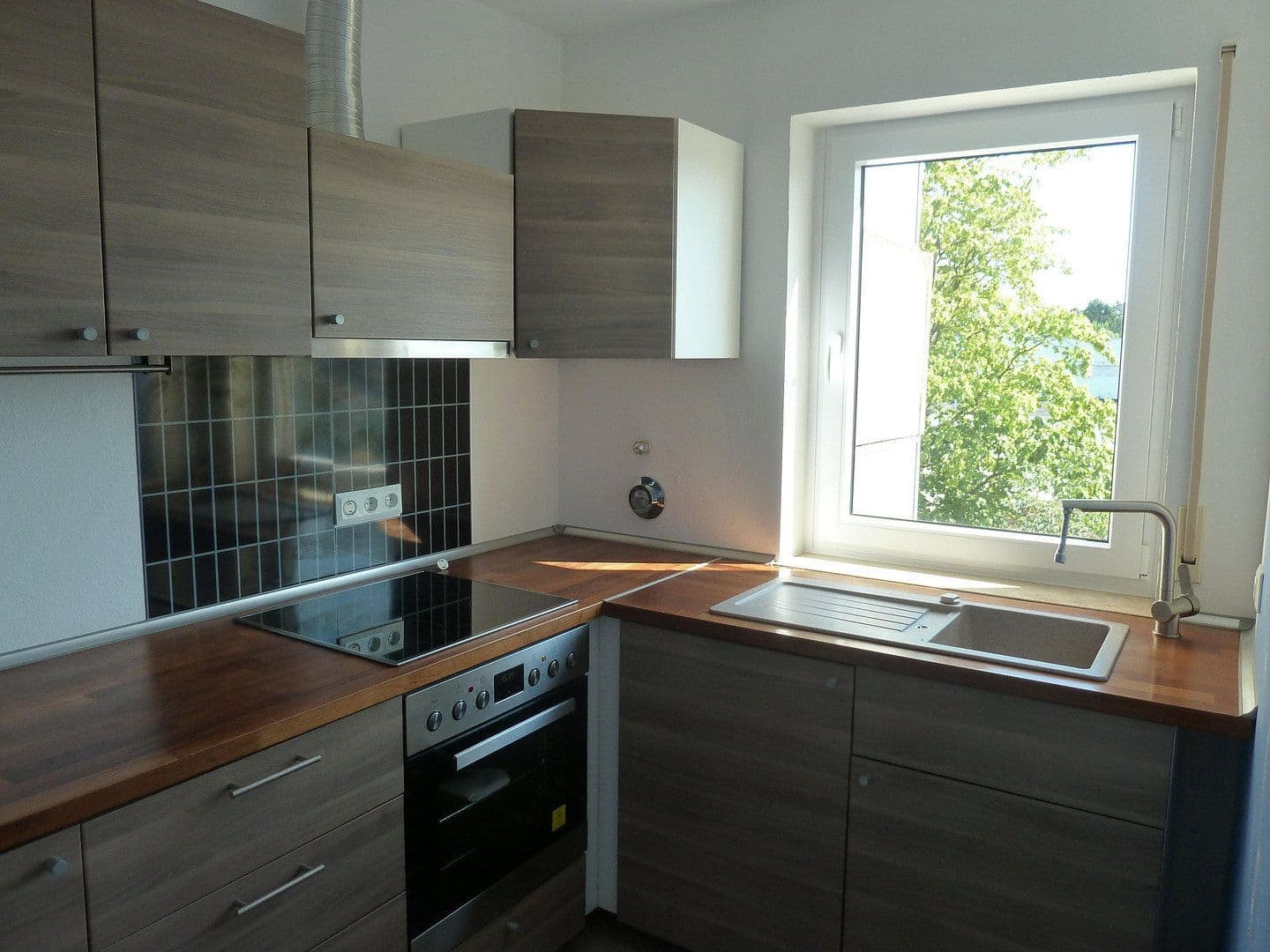 Prodej bytu 2+1 51 m², Dahlemstraße 25, Aschaffenburg, Bavorsko Prodej bytu 2+1 51 m², Dahlemstraße 25, Aschaffenburg, Bavorsko