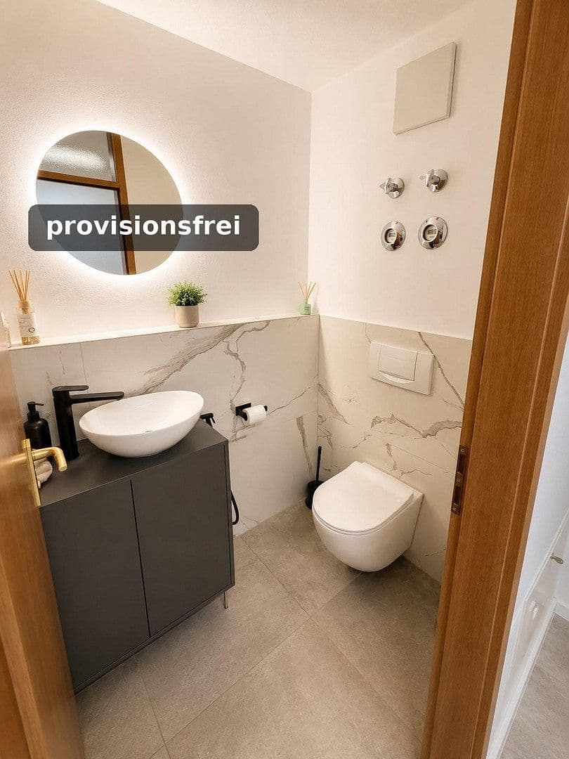 Prodej bytu 3+kk 85 m², Holzgerlingen, Bádensko-Württembersko Prodej bytu 3+kk 85 m², Holzgerlingen, Bádensko-Württembersko