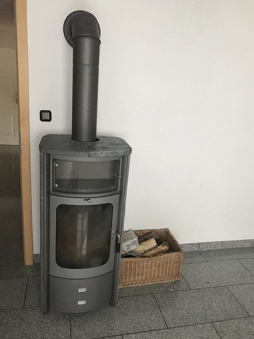 Prodej bytu 2+1 63 m², Straubenhardt, Bádensko-Württembersko Prodej bytu 2+1 63 m², Straubenhardt, Bádensko-Württembersko