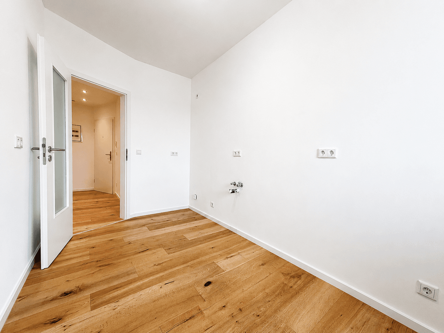 Pronájem bytu 2+1 58 m², Gerresheimer Straße 65, Düsseldorf, Severní Porýní-Vestfálsko Pronájem bytu 2+1 58 m², Gerresheimer Straße 65, Düsseldorf, Severní Porýní-Vestfálsko
