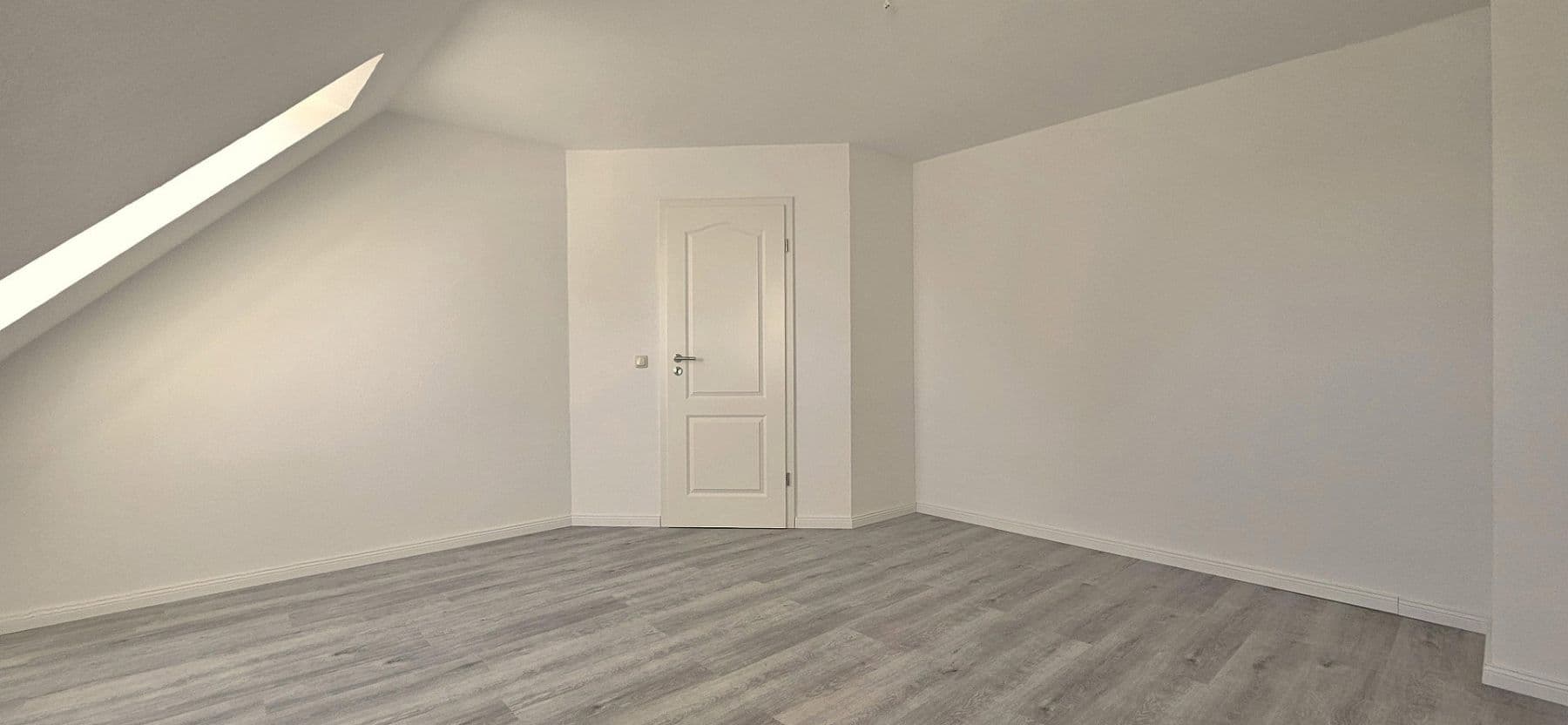 Pronájem bytu 4+1 112 m², Estorf, Dolní Sasko Pronájem bytu 4+1 112 m², Estorf, Dolní Sasko