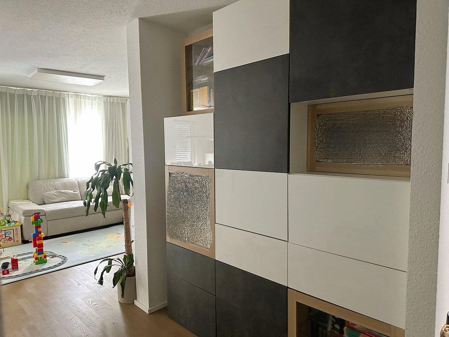 Pronájem bytu 4+1 108 m², Sindelfingen, Bádensko-Württembersko Pronájem bytu 4+1 108 m², Sindelfingen, Bádensko-Württembersko