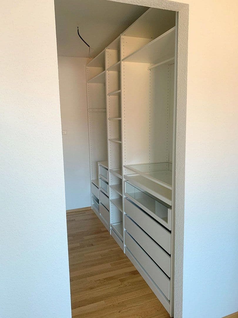 Pronájem bytu 4+1 108 m², Sindelfingen, Bádensko-Württembersko Pronájem bytu 4+1 108 m², Sindelfingen, Bádensko-Württembersko