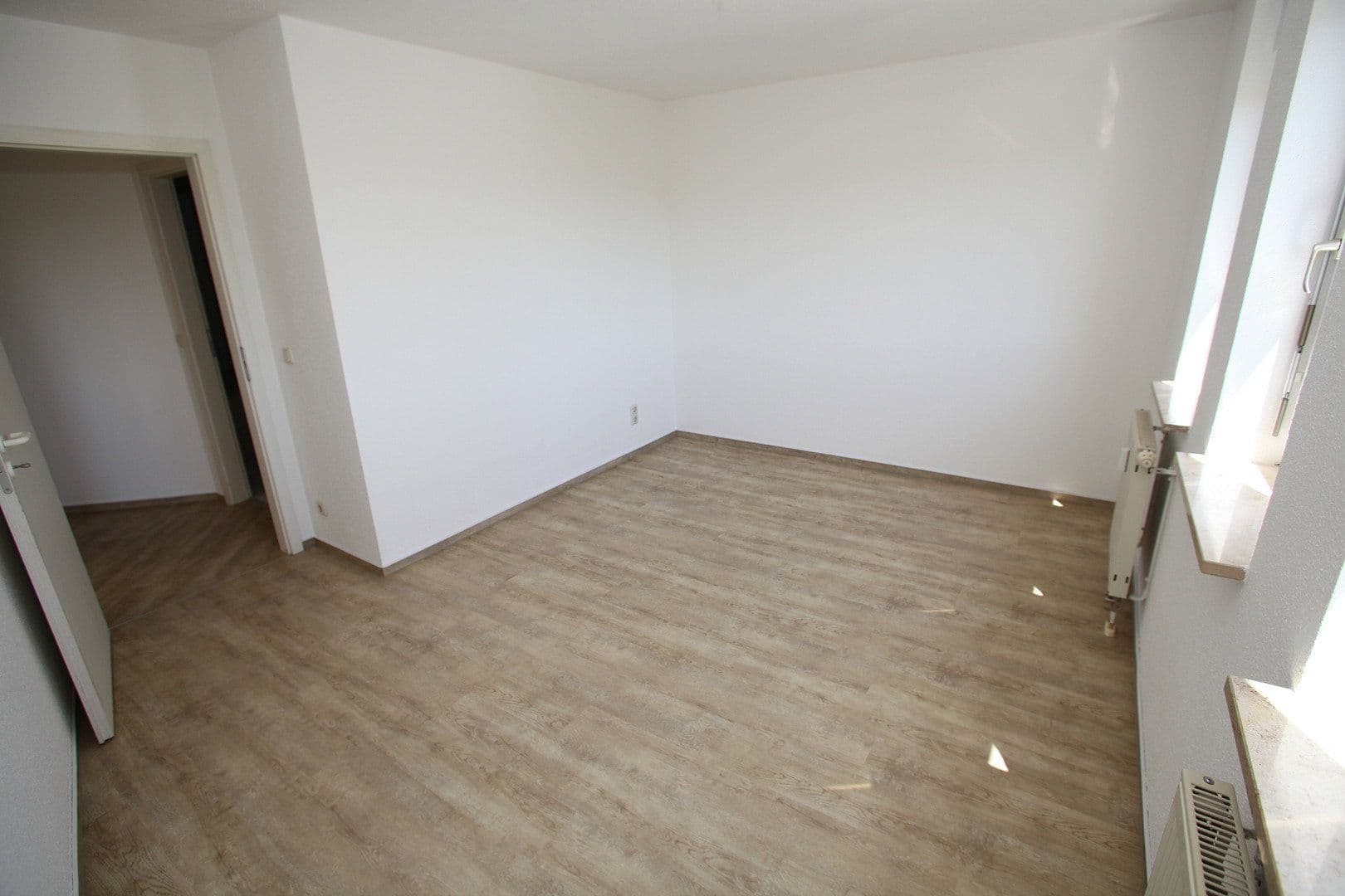 Pronájem bytu 3+1 98 m², Streitsberg 7, Plauen, Sasko Pronájem bytu 3+1 98 m², Streitsberg 7, Plauen, Sasko