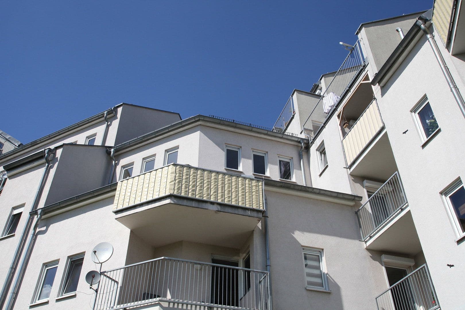 Pronájem bytu 3+1 98 m², Streitsberg 7, Plauen, Sasko Pronájem bytu 3+1 98 m², Streitsberg 7, Plauen, Sasko