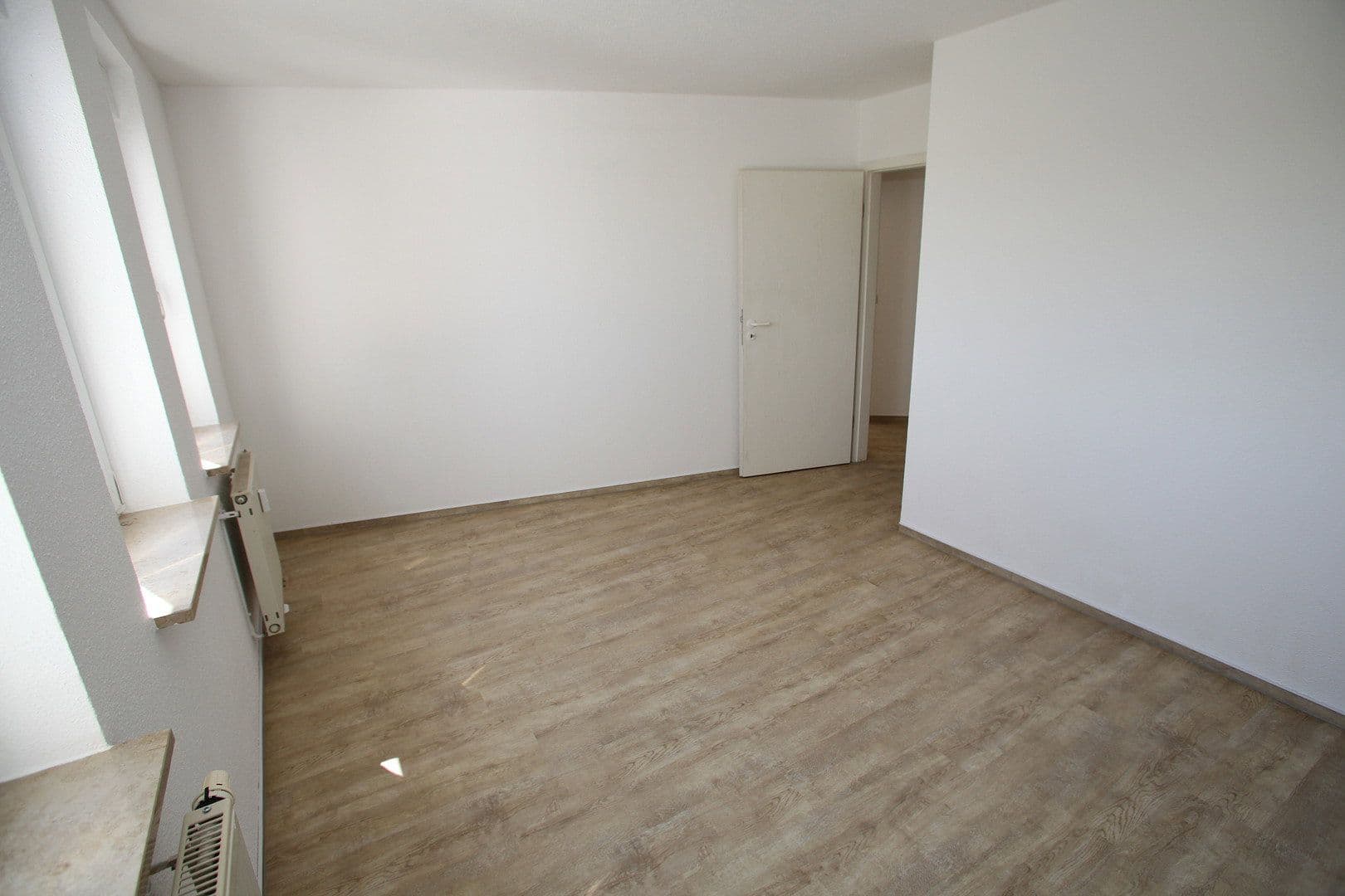 Pronájem bytu 3+1 98 m², Streitsberg 7, Plauen, Sasko Pronájem bytu 3+1 98 m², Streitsberg 7, Plauen, Sasko
