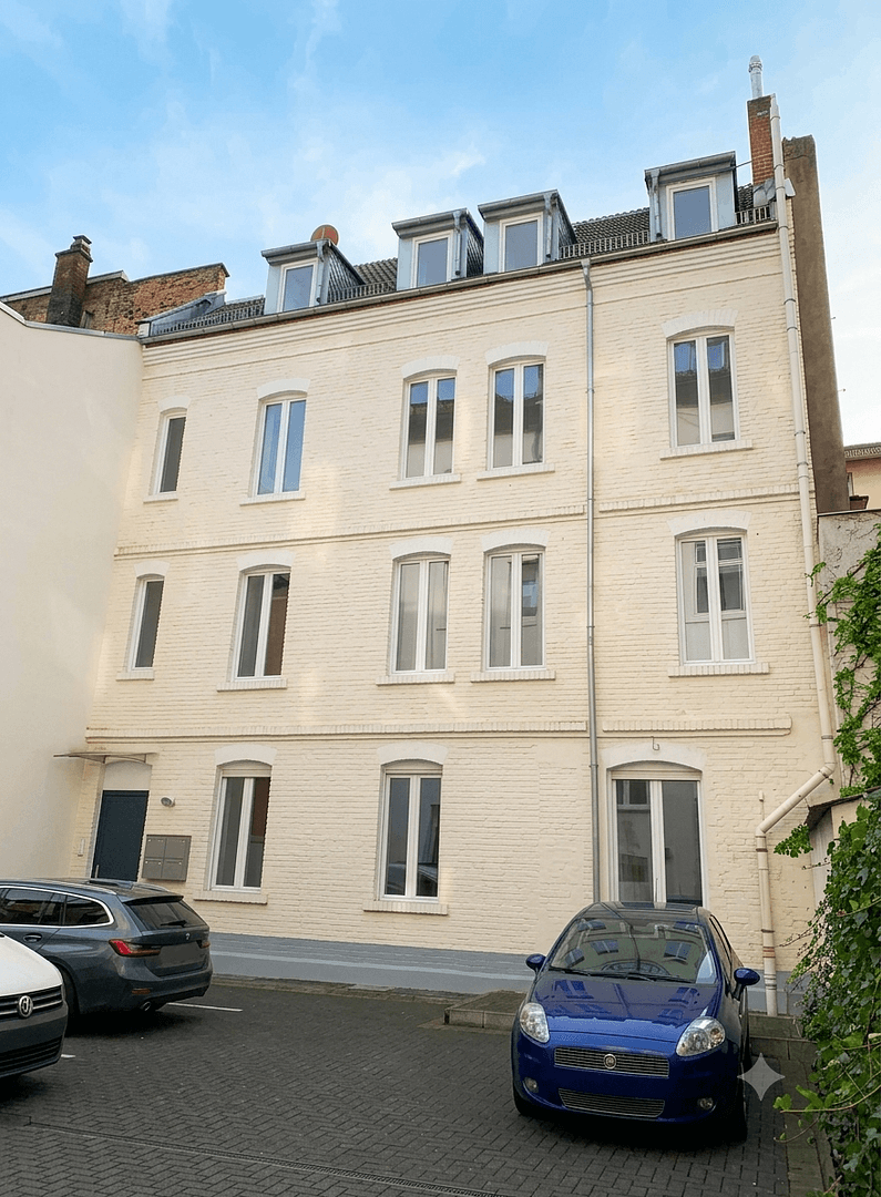 Prodej domu 886 m², pozemek 407 m², Wiesbaden, Hessen Prodej domu 886 m², pozemek 407 m², Wiesbaden, Hessen