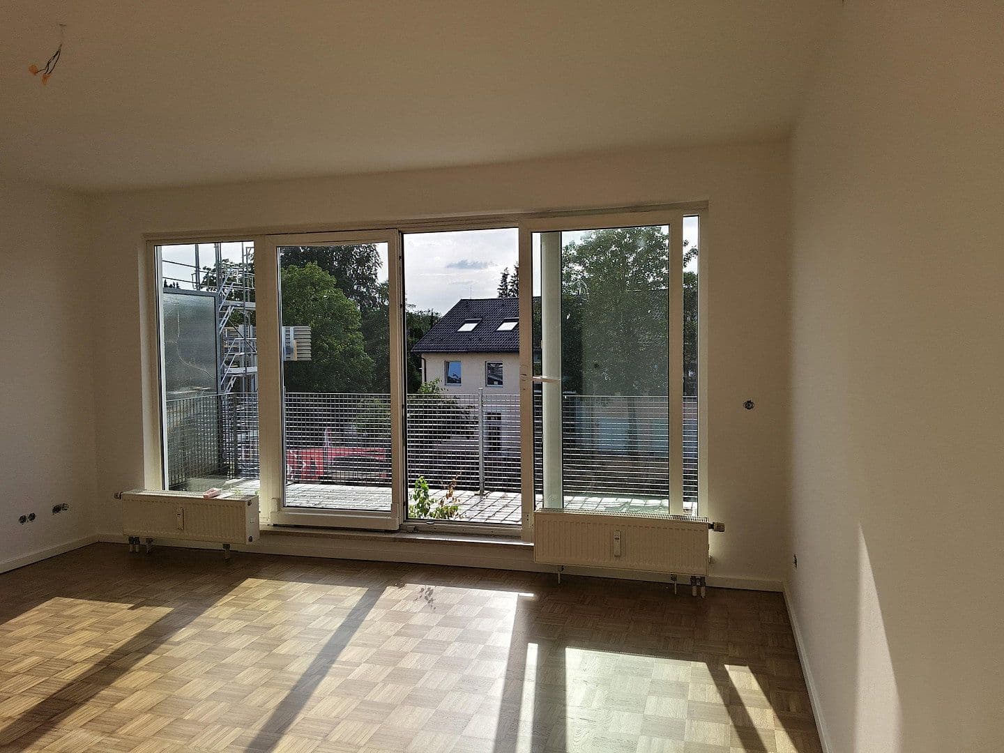 Pronájem bytu 1+1 40 m², Wendelsteinstraße 10, Vaterstetten, Bavorsko Pronájem bytu 1+1 40 m², Wendelsteinstraße 10, Vaterstetten, Bavorsko