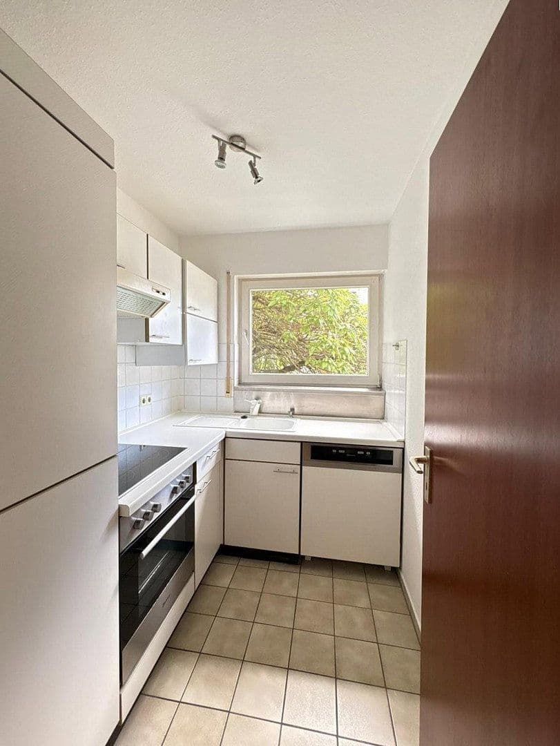 Prodej bytu 2+1 52 m², Stuttgart - Bad Cannstatt, Bádensko-Württembersko Prodej bytu 2+1 52 m², Stuttgart - Bad Cannstatt, Bádensko-Württembersko