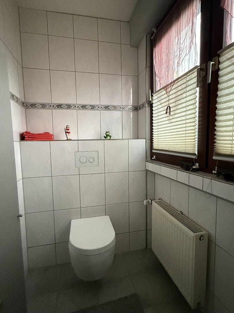 Prodej domu 148 m², pozemek 340 m², Heideweg 8, Dortmund, Severní Porýní-Vestfálsko Prodej domu 148 m², pozemek 340 m², Heideweg 8, Dortmund, Severní Porýní-Vestfálsko