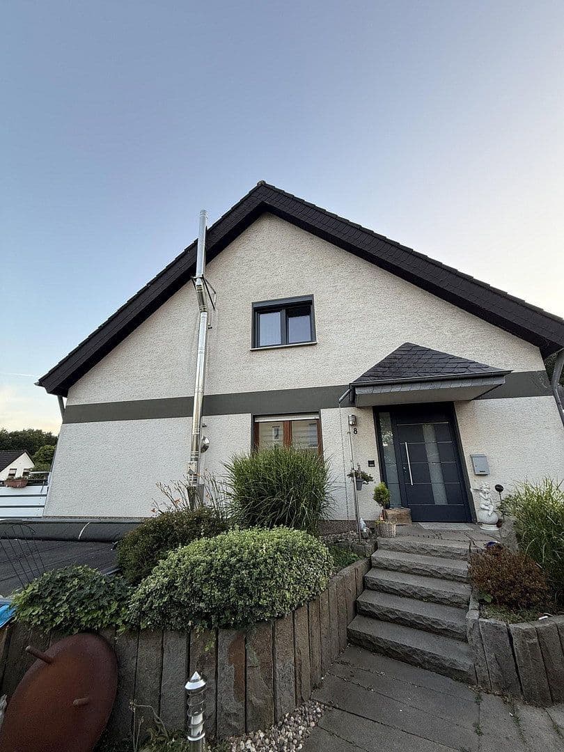 Prodej domu 148 m², pozemek 340 m², Heideweg 8, Dortmund, Severní Porýní-Vestfálsko Prodej domu 148 m², pozemek 340 m², Heideweg 8, Dortmund, Severní Porýní-Vestfálsko