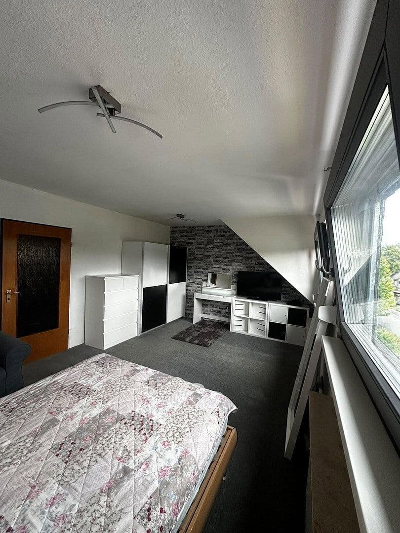 Prodej domu 148 m², pozemek 340 m², Heideweg 8, Dortmund, Severní Porýní-Vestfálsko Prodej domu 148 m², pozemek 340 m², Heideweg 8, Dortmund, Severní Porýní-Vestfálsko