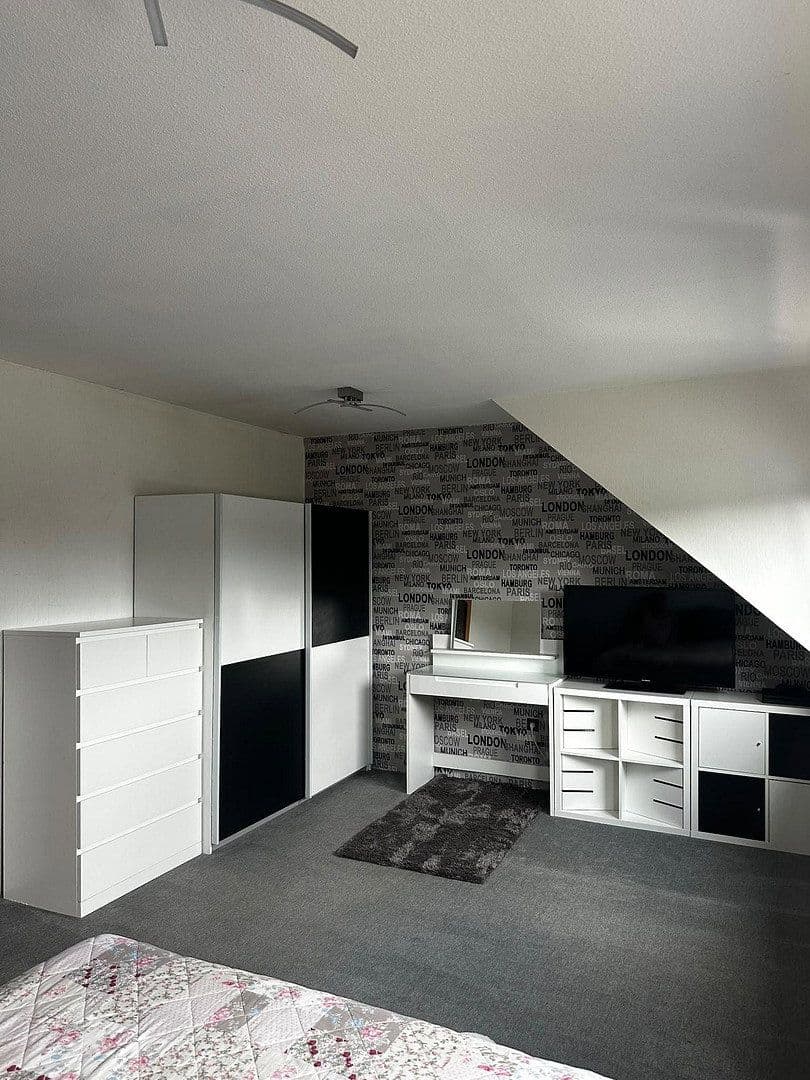 Prodej domu 148 m², pozemek 340 m², Heideweg 8, Dortmund, Severní Porýní-Vestfálsko Prodej domu 148 m², pozemek 340 m², Heideweg 8, Dortmund, Severní Porýní-Vestfálsko