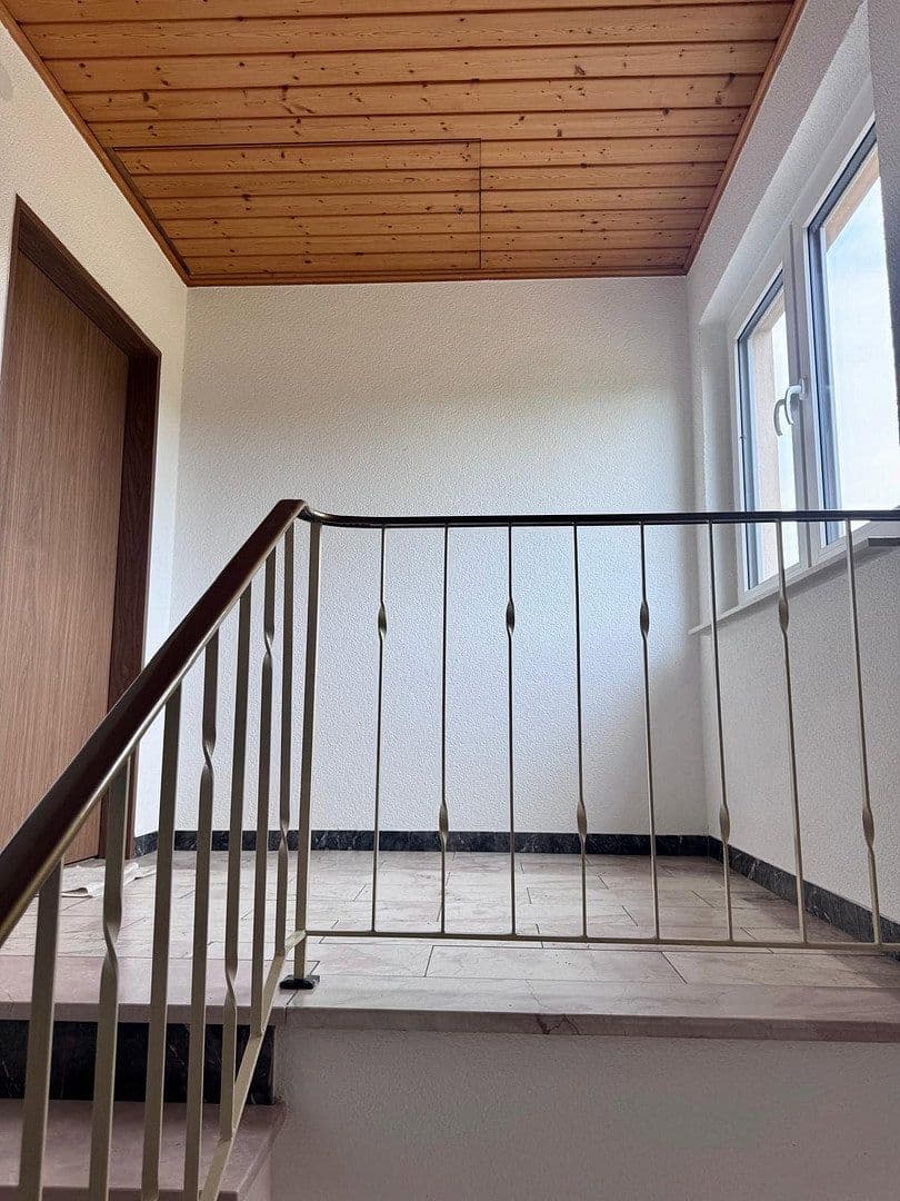 Pronájem bytu 4+1 120 m², Mitlechterner Straße 9, Fürth, Hessen Pronájem bytu 4+1 120 m², Mitlechterner Straße 9, Fürth, Hessen