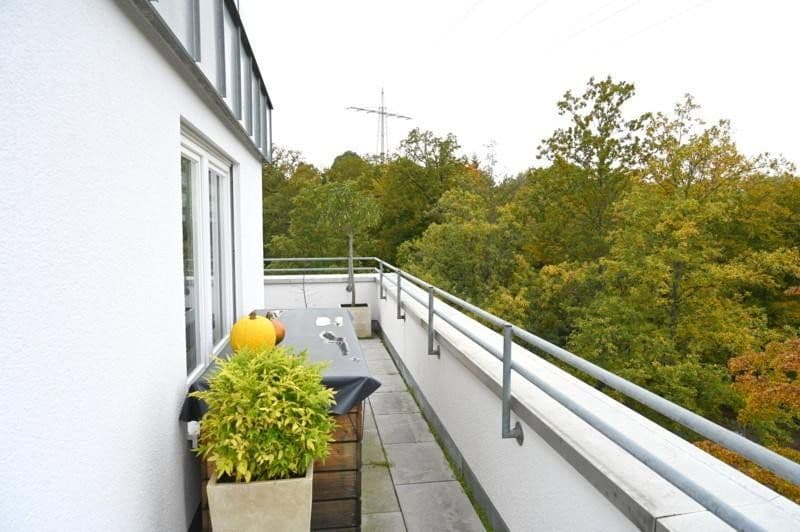 Pronájem bytu 2+kk 81 m², Rohrer Höhe 1, Stuttgart, Bádensko-Württembersko Pronájem bytu 2+kk 81 m², Rohrer Höhe 1, Stuttgart, Bádensko-Württembersko