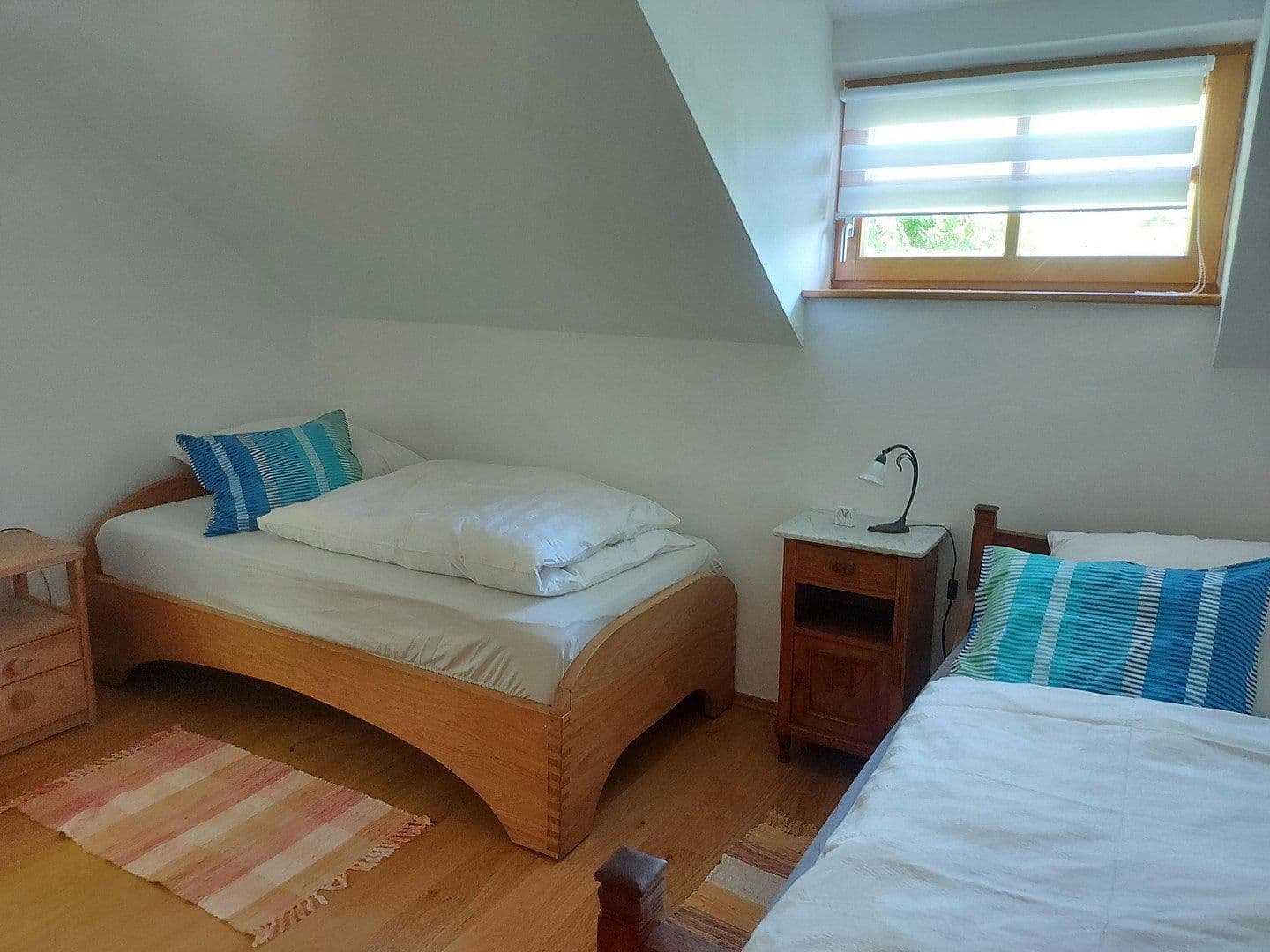 Pronájem domu 121 m², pozemek 1.600 m², Wörthsee-Steinebach, Bavorsko Pronájem domu 121 m², pozemek 1.600 m², Wörthsee-Steinebach, Bavorsko