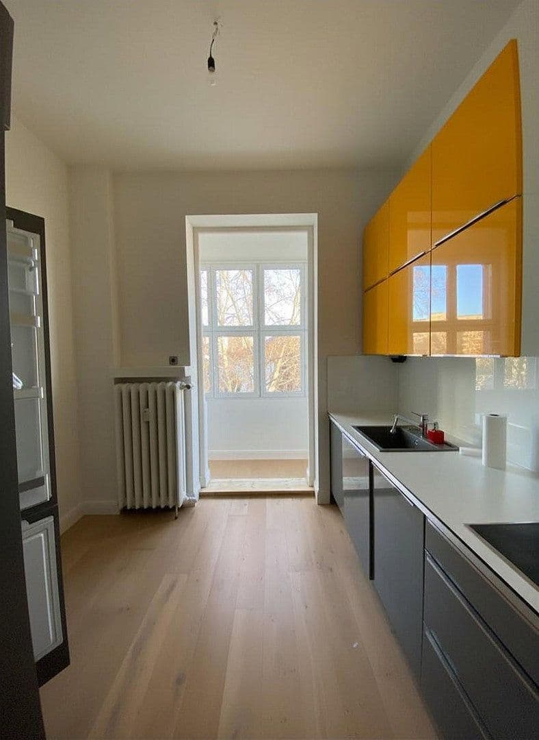 Pronájem bytu 3+1 110 m², Frankfurt, Hessen Pronájem bytu 3+1 110 m², Frankfurt, Hessen