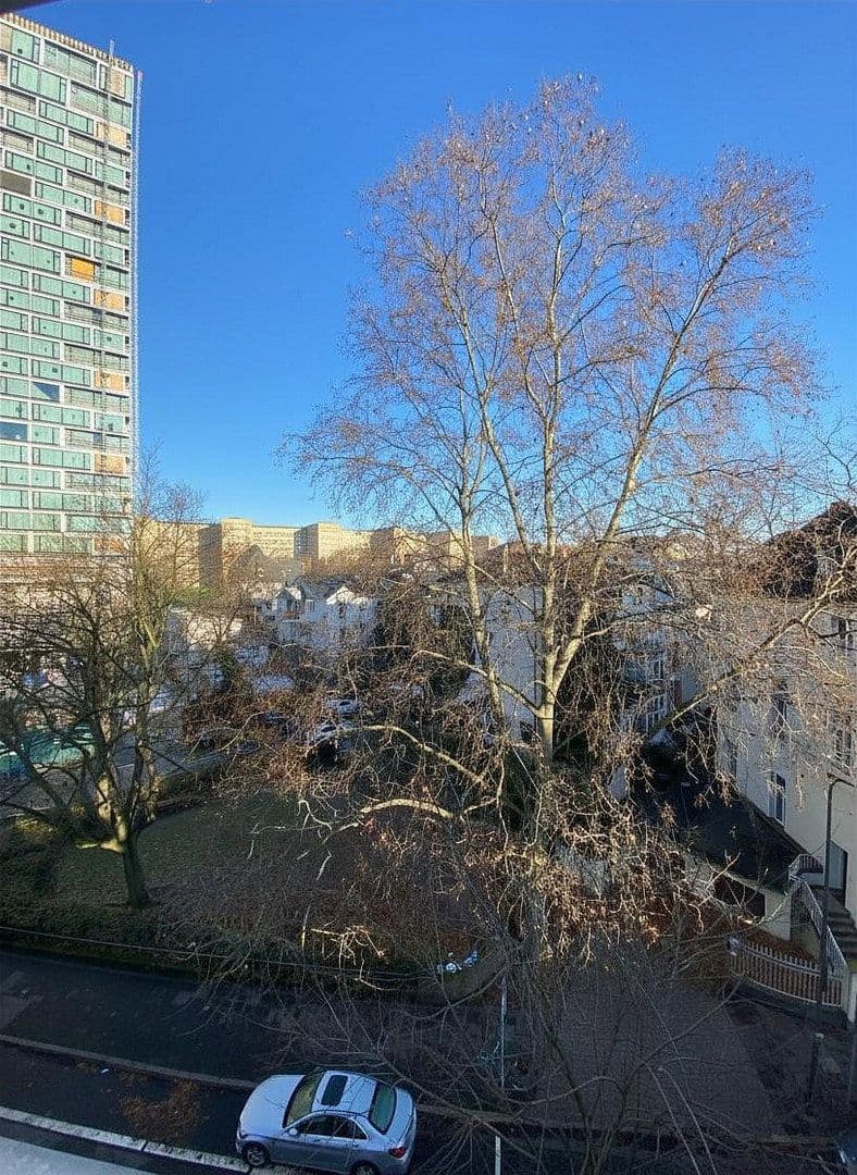 Pronájem bytu 3+1 110 m², Frankfurt, Hessen Pronájem bytu 3+1 110 m², Frankfurt, Hessen