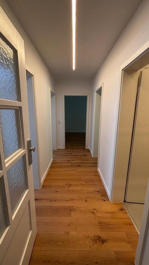 Prodej bytu 3+1 67 m², Kniebisstraße 10, Stuttgart, Bádensko-Württembersko Prodej bytu 3+1 67 m², Kniebisstraße 10, Stuttgart, Bádensko-Württembersko