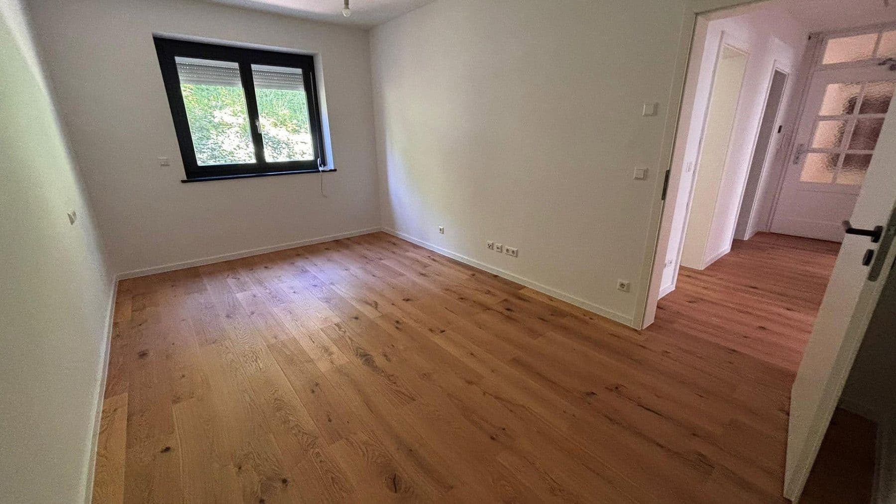 Prodej bytu 3+1 67 m², Kniebisstraße 10, Stuttgart, Bádensko-Württembersko Prodej bytu 3+1 67 m², Kniebisstraße 10, Stuttgart, Bádensko-Württembersko