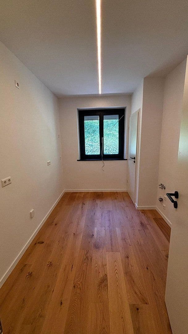 Prodej bytu 3+1 67 m², Kniebisstraße 10, Stuttgart, Bádensko-Württembersko Prodej bytu 3+1 67 m², Kniebisstraße 10, Stuttgart, Bádensko-Württembersko