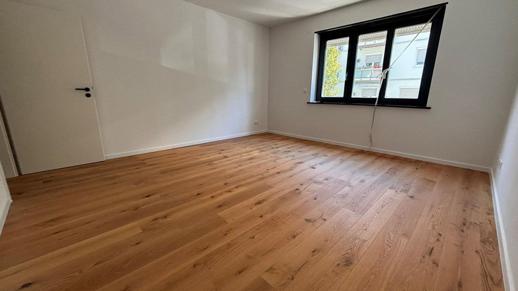Prodej bytu 3+1 67 m², Kniebisstraße 10, Stuttgart, Bádensko-Württembersko Prodej bytu 3+1 67 m², Kniebisstraße 10, Stuttgart, Bádensko-Württembersko