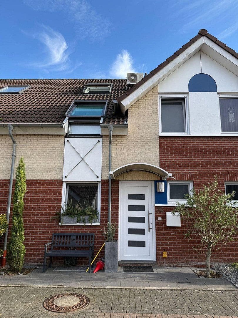 Prodej domu 113 m², pozemek 245 m², Willich, Severní Porýní-Vestfálsko Prodej domu 113 m², pozemek 245 m², Willich, Severní Porýní-Vestfálsko