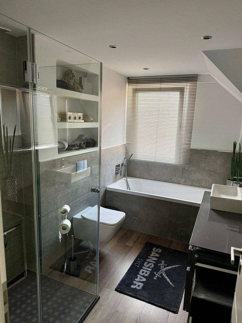 Prodej domu 113 m², pozemek 245 m², Willich, Severní Porýní-Vestfálsko Prodej domu 113 m², pozemek 245 m², Willich, Severní Porýní-Vestfálsko