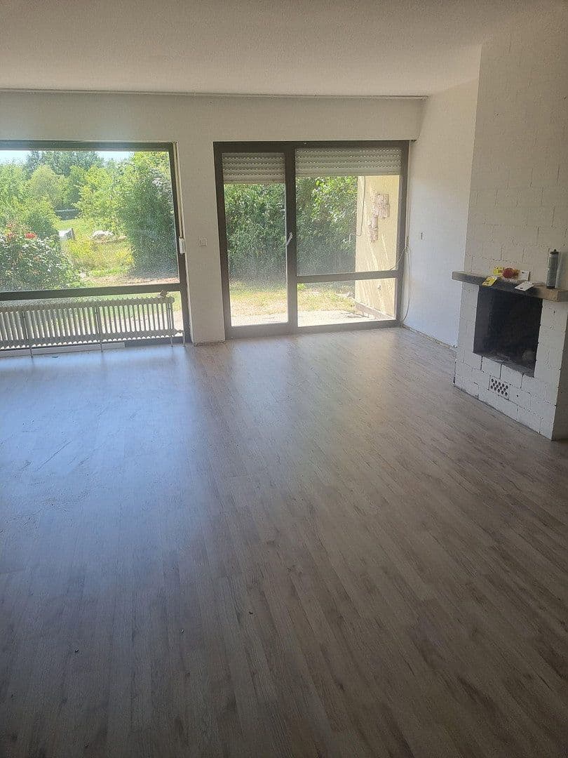 Prodej domu 130 m², pozemek 427 m², Karlsbad, Bádensko-Württembersko Prodej domu 130 m², pozemek 427 m², Karlsbad, Bádensko-Württembersko