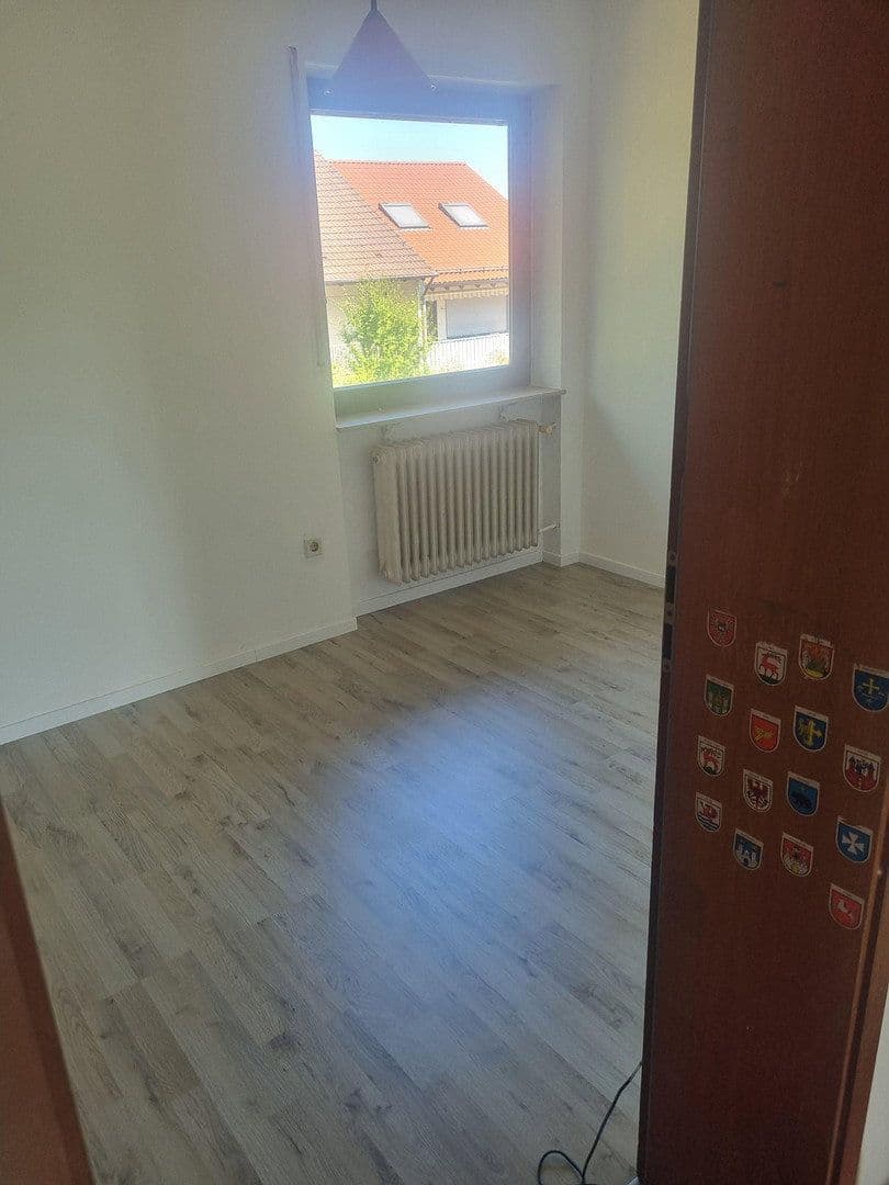 Prodej domu 130 m², pozemek 427 m², Karlsbad, Bádensko-Württembersko Prodej domu 130 m², pozemek 427 m², Karlsbad, Bádensko-Württembersko
