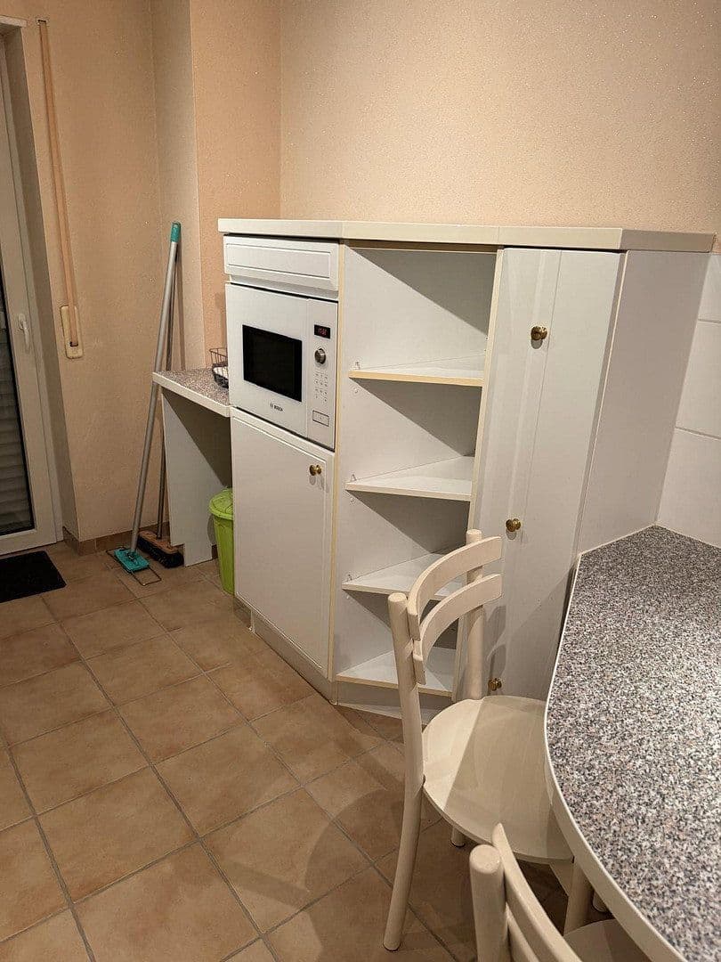 Pronájem bytu 3+1 92 m², Viehtrifftstraße 42, Speyer, Porýní-Falc Pronájem bytu 3+1 92 m², Viehtrifftstraße 42, Speyer, Porýní-Falc