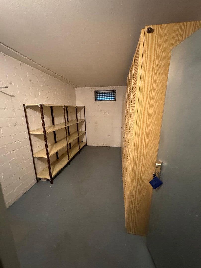 Pronájem bytu 3+1 92 m², Viehtrifftstraße 42, Speyer, Porýní-Falc Pronájem bytu 3+1 92 m², Viehtrifftstraße 42, Speyer, Porýní-Falc