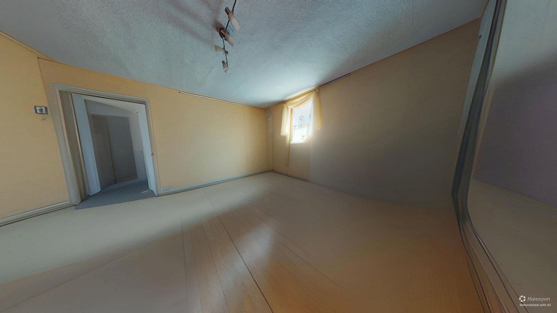 Pronájem bytu 6+1 128 m², Hauptstraße 62, Nordstemmen, Dolní Sasko Pronájem bytu 6+1 128 m², Hauptstraße 62, Nordstemmen, Dolní Sasko