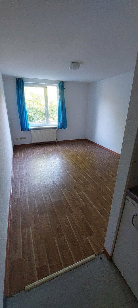 Pronájem bytu 1+1 22 m², Saarbrücken, Země Sársko Pronájem bytu 1+1 22 m², Saarbrücken, Země Sársko