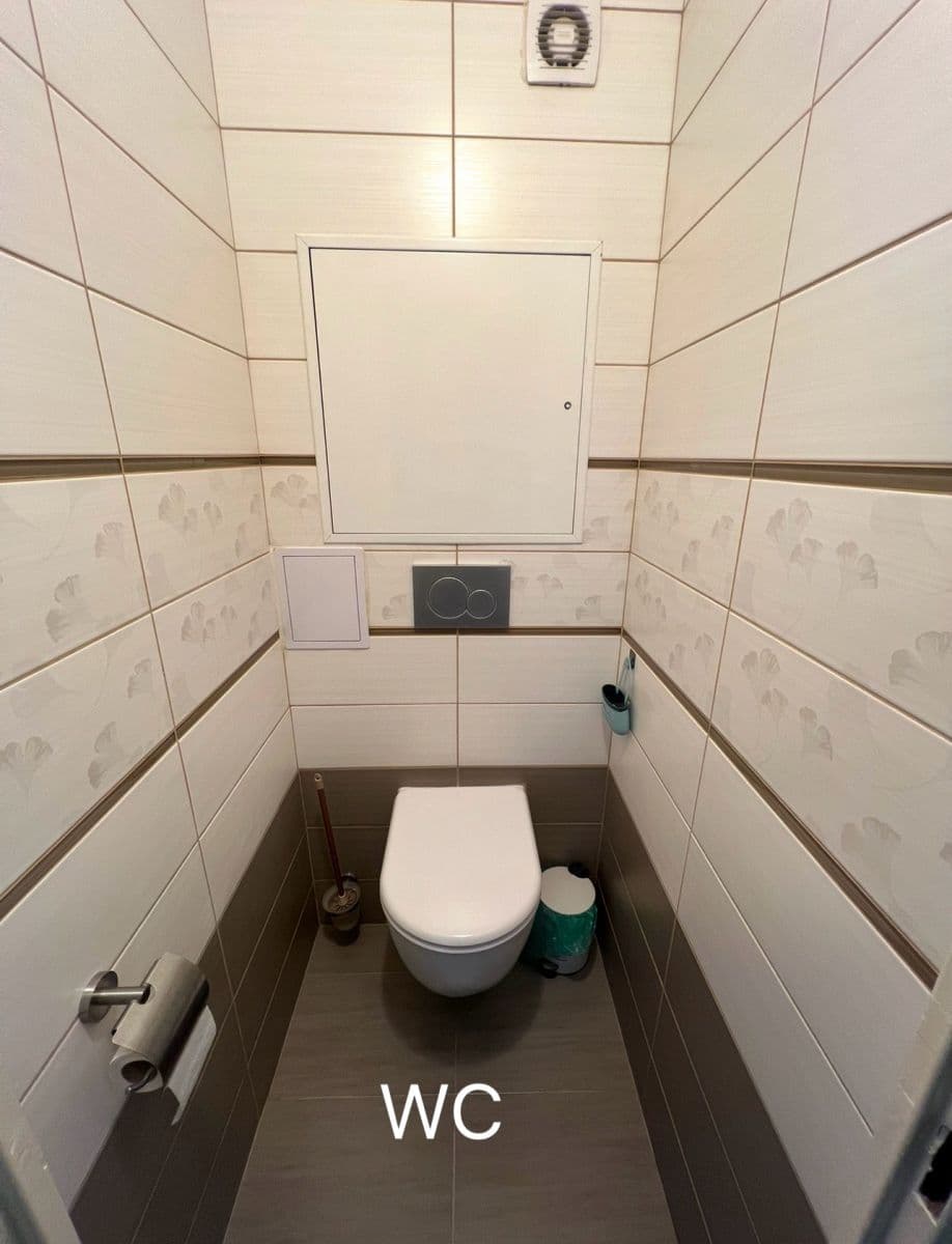 Pronájem bytu 13 m², Mezi Školami, Praha, Praha Pronájem bytu 13 m², Mezi Školami, Praha, Praha