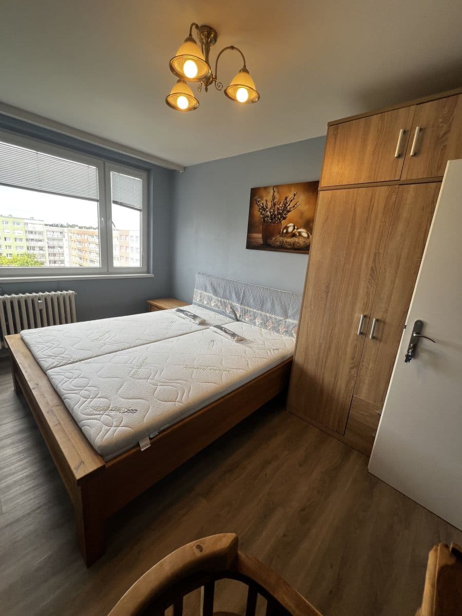 Pronájem bytu 13 m², Mezi Školami, Praha, Praha Pronájem bytu 13 m², Mezi Školami, Praha, Praha