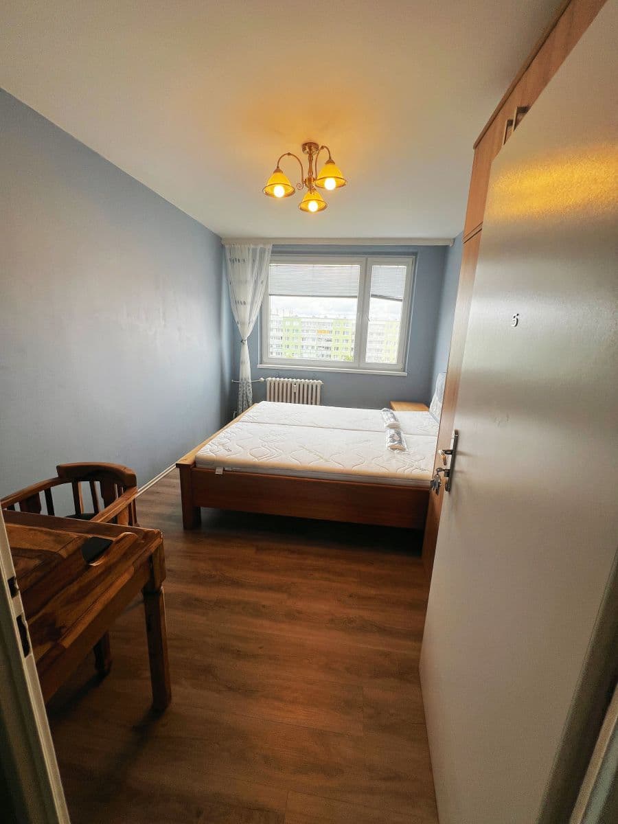 Pronájem bytu 13 m², Mezi Školami, Praha, Praha Pronájem bytu 13 m², Mezi Školami, Praha, Praha