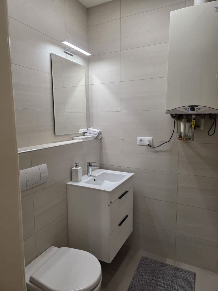 Pronájem bytu 82 m², U Nádražní lávky, Praha, Praha Pronájem bytu 82 m², U Nádražní lávky, Praha, Praha