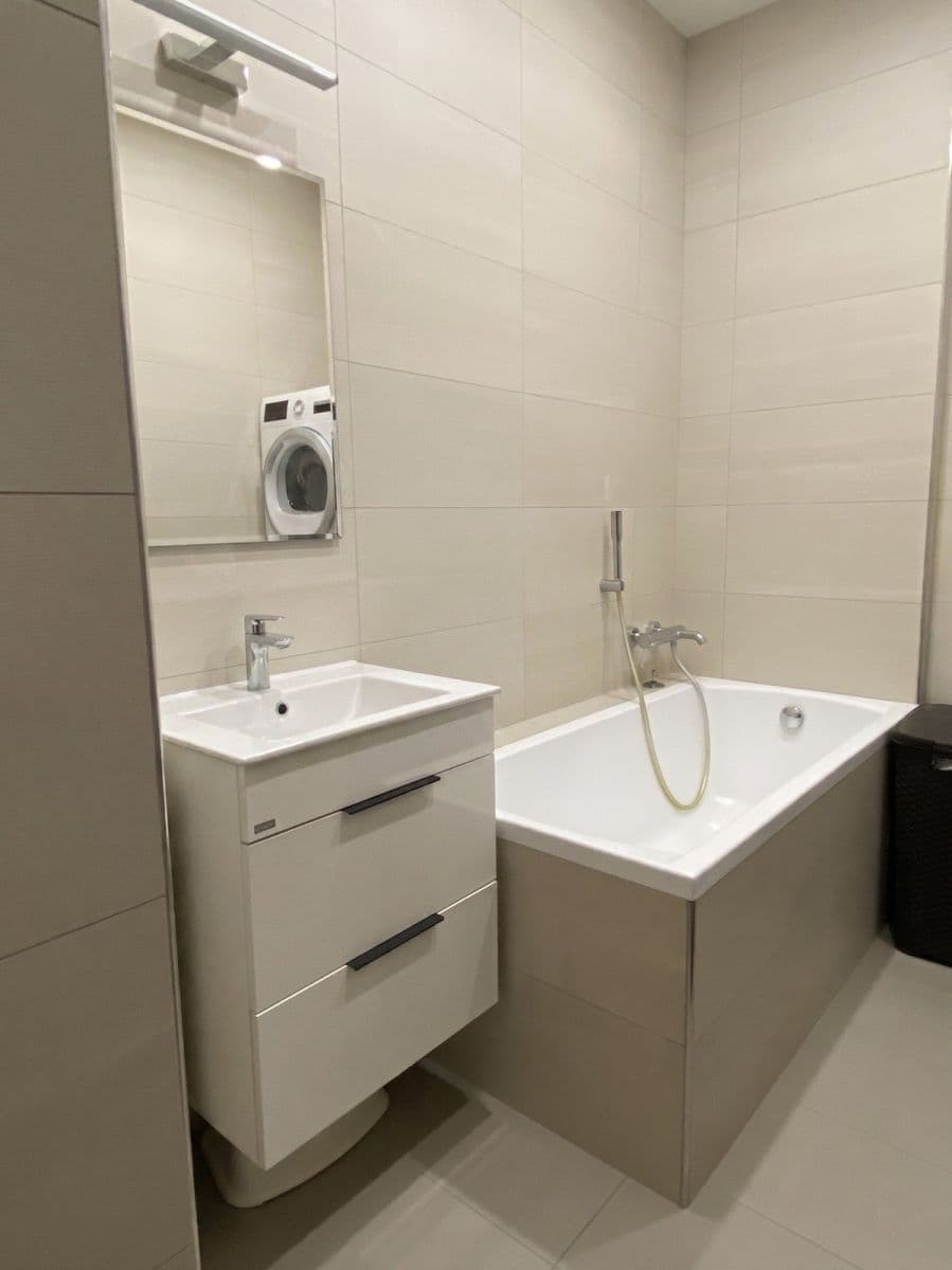 Pronájem bytu 82 m², U Nádražní lávky, Praha, Praha Pronájem bytu 82 m², U Nádražní lávky, Praha, Praha