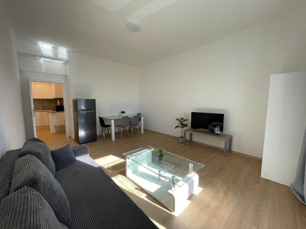 Pronájem bytu 48 m², Na Stráži, Praha, Praha Pronájem bytu 48 m², Na Stráži, Praha, Praha