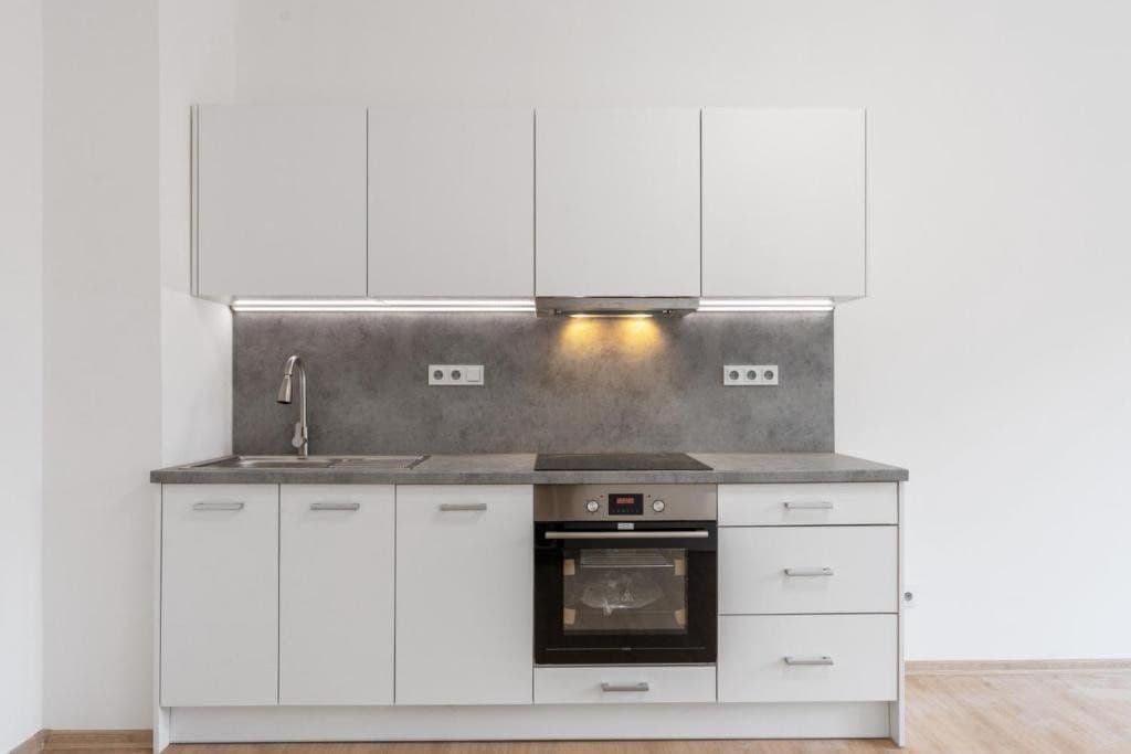 Pronájem bytu 50 m², Hanusova, Praha, Praha Pronájem bytu 50 m², Hanusova, Praha, Praha
