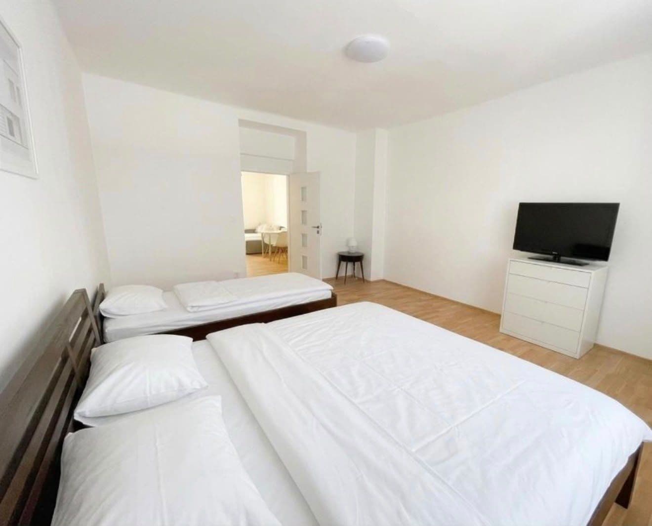 Pronájem bytu 52 m², Národní obrany, Praha, Praha Pronájem bytu 52 m², Národní obrany, Praha, Praha