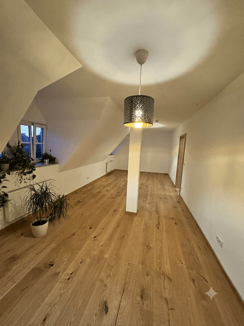 Pronájem bytu 3+1 94 m², Großreuther Straße 77, Nürnberg, Bavorsko Pronájem bytu 3+1 94 m², Großreuther Straße 77, Nürnberg, Bavorsko