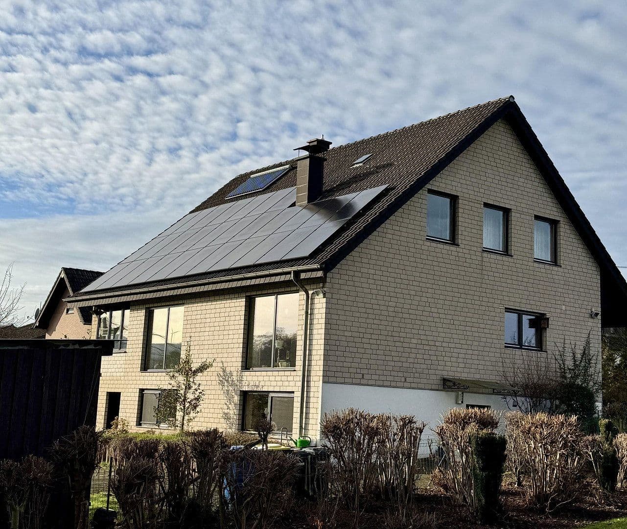 Prodej domu 257 m², pozemek 804 m², Mechernich, Severní Porýní-Vestfálsko Prodej domu 257 m², pozemek 804 m², Mechernich, Severní Porýní-Vestfálsko