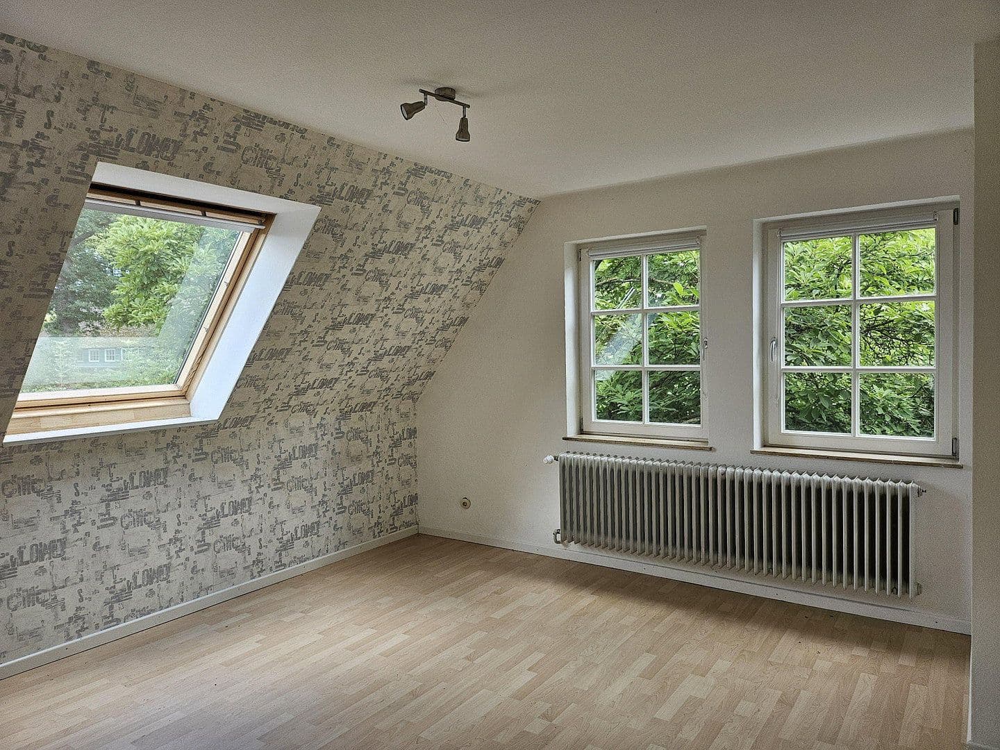 Prodej domu 212 m², pozemek 1.883 m², Quelkhorner Landstraße, Ottersberg, Dolní Sasko Prodej domu 212 m², pozemek 1.883 m², Quelkhorner Landstraße, Ottersberg, Dolní Sasko