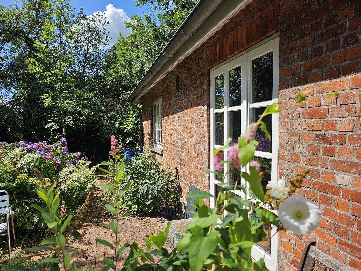 Prodej domu 212 m², pozemek 1.883 m², Quelkhorner Landstraße, Ottersberg, Dolní Sasko Prodej domu 212 m², pozemek 1.883 m², Quelkhorner Landstraße, Ottersberg, Dolní Sasko