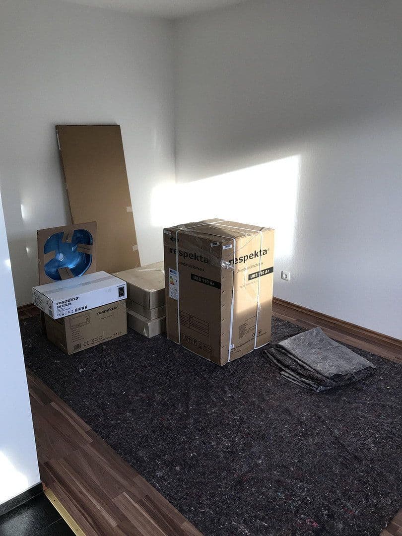 Pronájem bytu 1+1 28 m², Heidenheimerstrasse 20, Garching, Bavorsko Pronájem bytu 1+1 28 m², Heidenheimerstrasse 20, Garching, Bavorsko