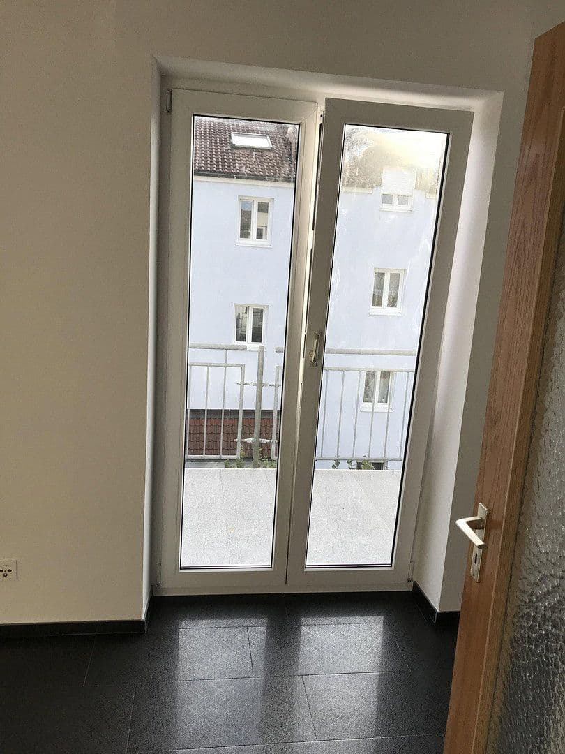Pronájem bytu 1+1 28 m², Heidenheimerstrasse 20, Garching, Bavorsko Pronájem bytu 1+1 28 m², Heidenheimerstrasse 20, Garching, Bavorsko