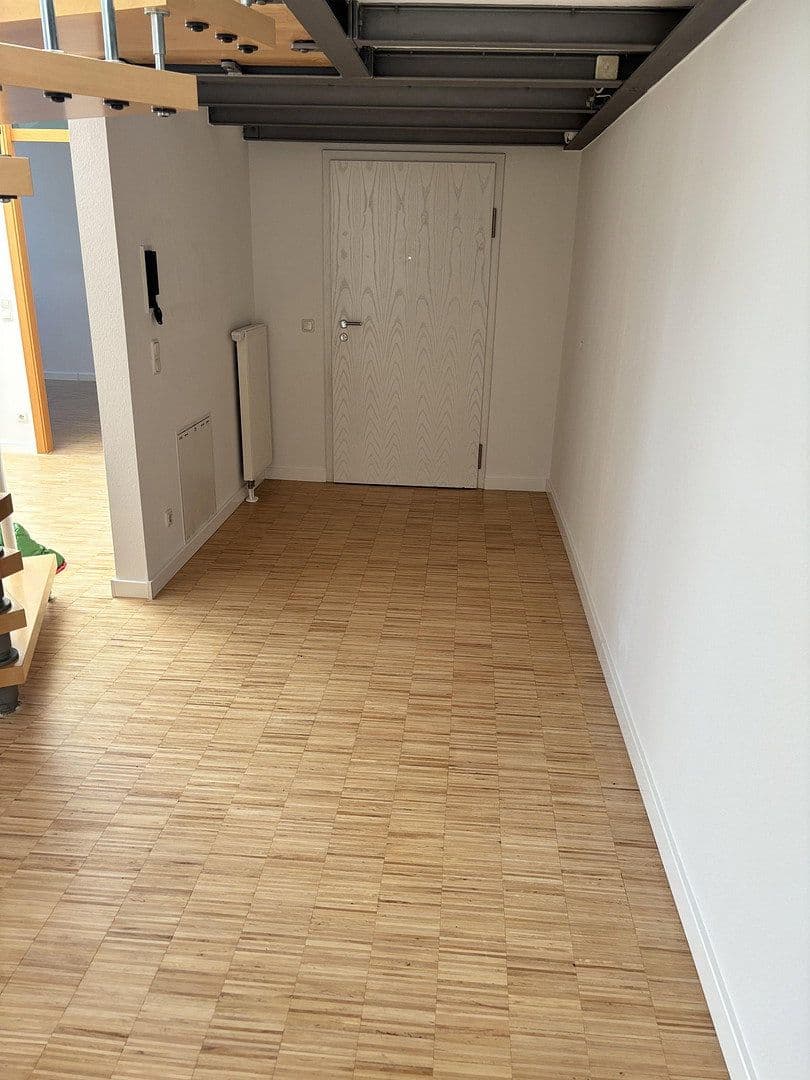 Pronájem bytu 2+kk 98 m², Uferstraße 19, Leipzig, Sasko Pronájem bytu 2+kk 98 m², Uferstraße 19, Leipzig, Sasko
