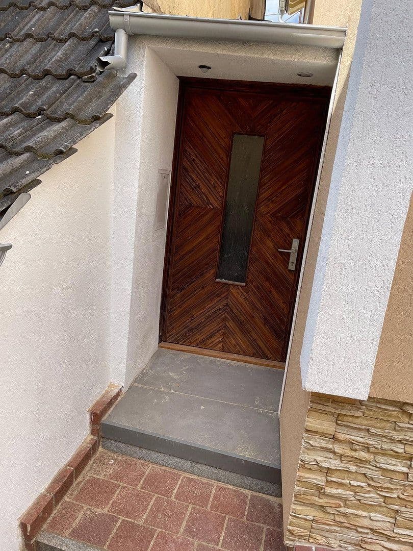 Pronájem bytu 2+kk 70 m², Marktstr. 3, Rottenburg a. d. Laaber, Bavorsko Pronájem bytu 2+kk 70 m², Marktstr. 3, Rottenburg a. d. Laaber, Bavorsko